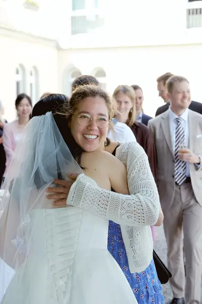 Im Garten â brhelchen_wedding_250.jpg